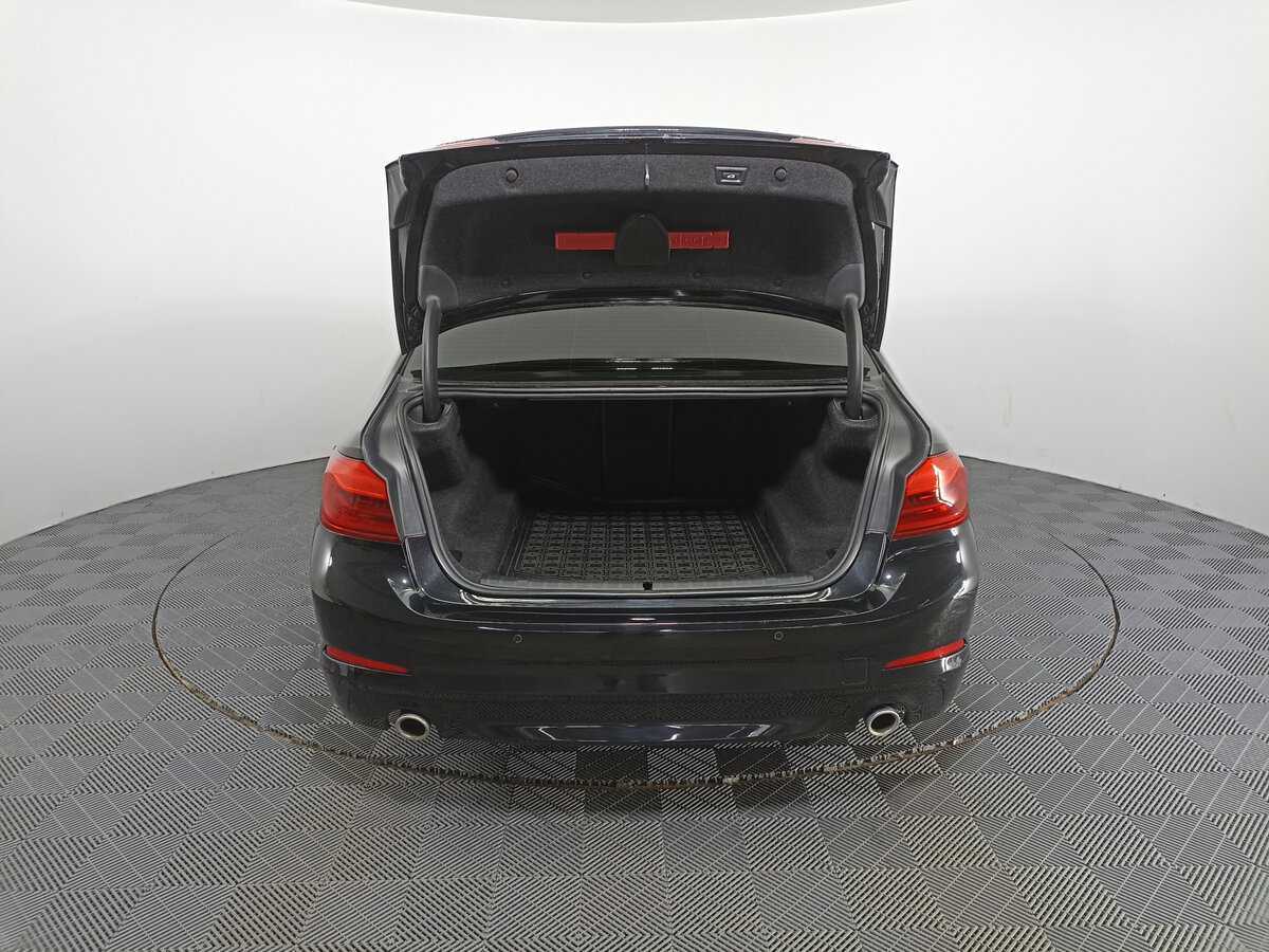 Купить BMW 5 серии 520d xDrive, 2018, 117 323 км, фото №9