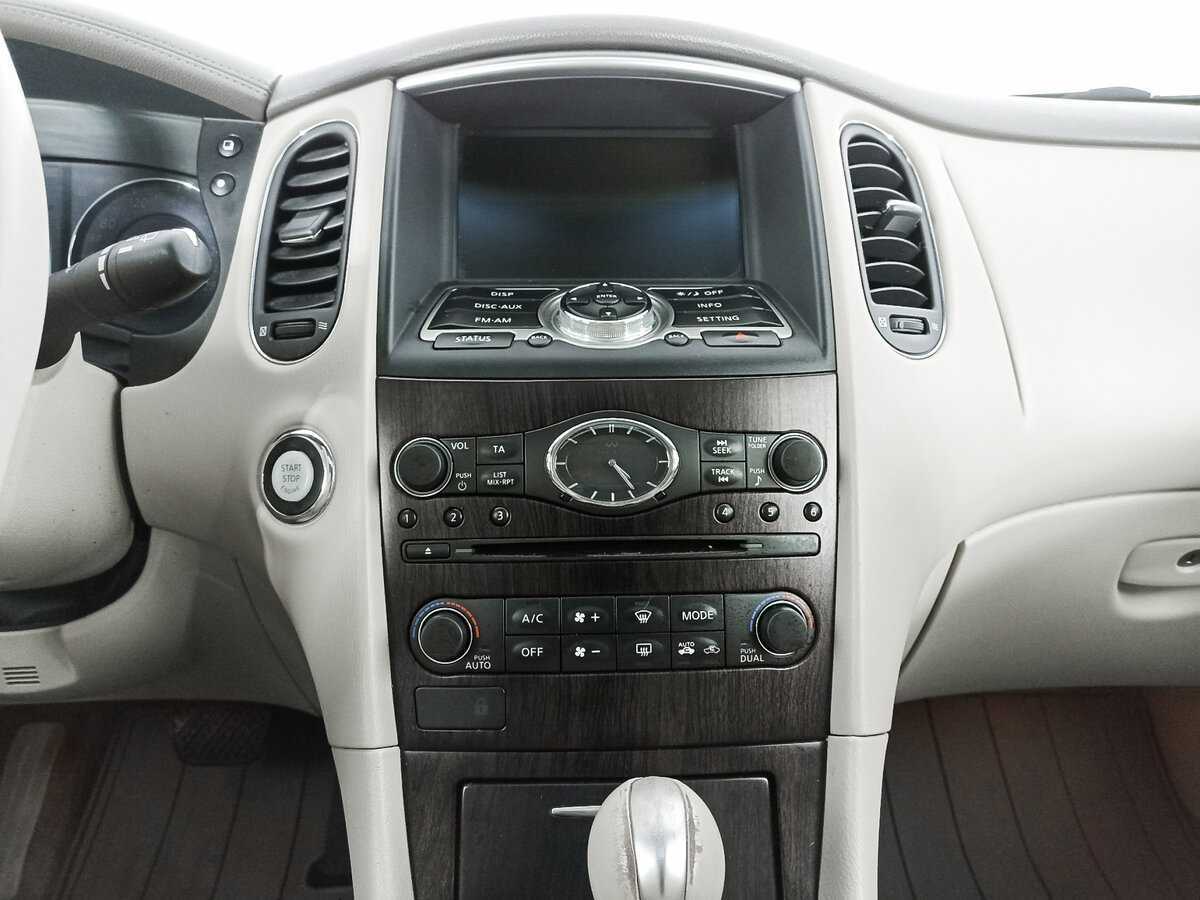 Купить Infiniti QX50, 2014, 81 149 км, фото №15