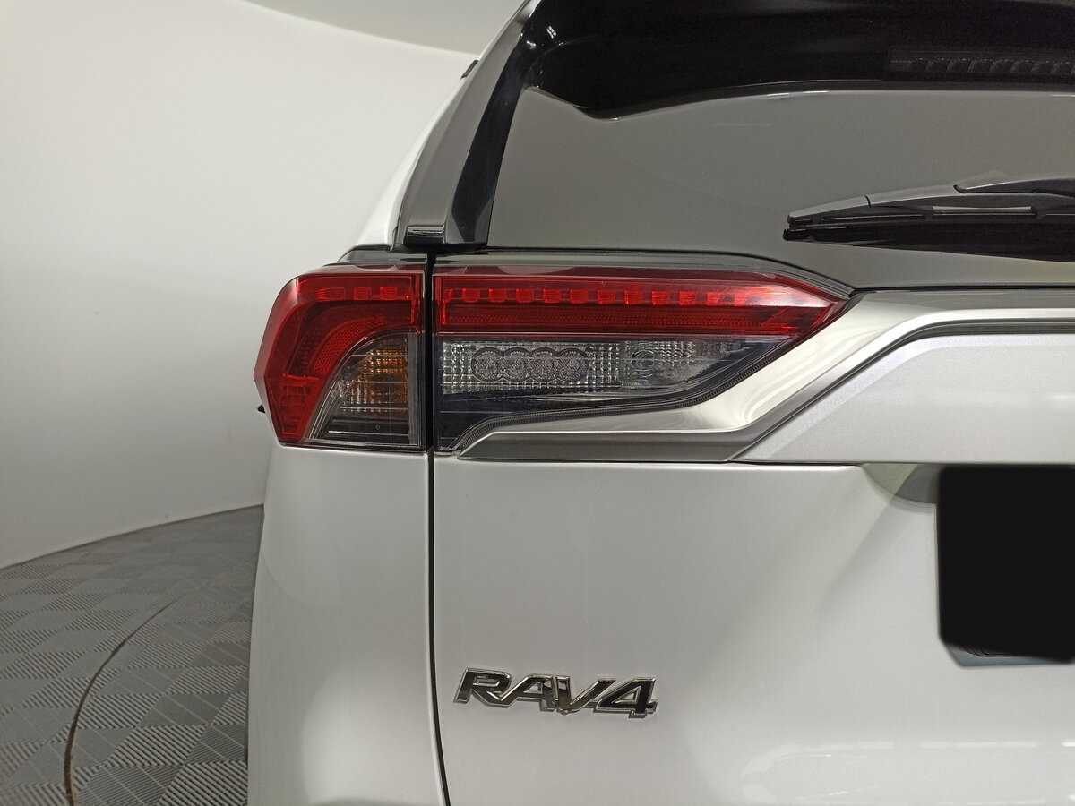 Купить Toyota RAV4, 2021, 65 768 км, фото №9