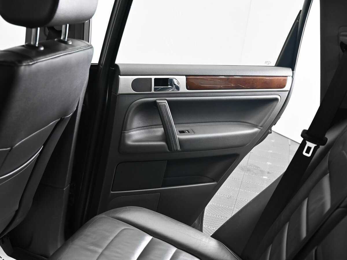 Купить Volkswagen Touareg, 2010, 186 000 км, фото №14