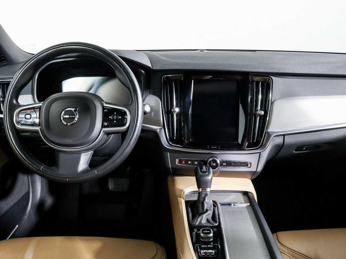 Купить Volvo V90 Cross Country, 2017, 77 182 км, фото №9