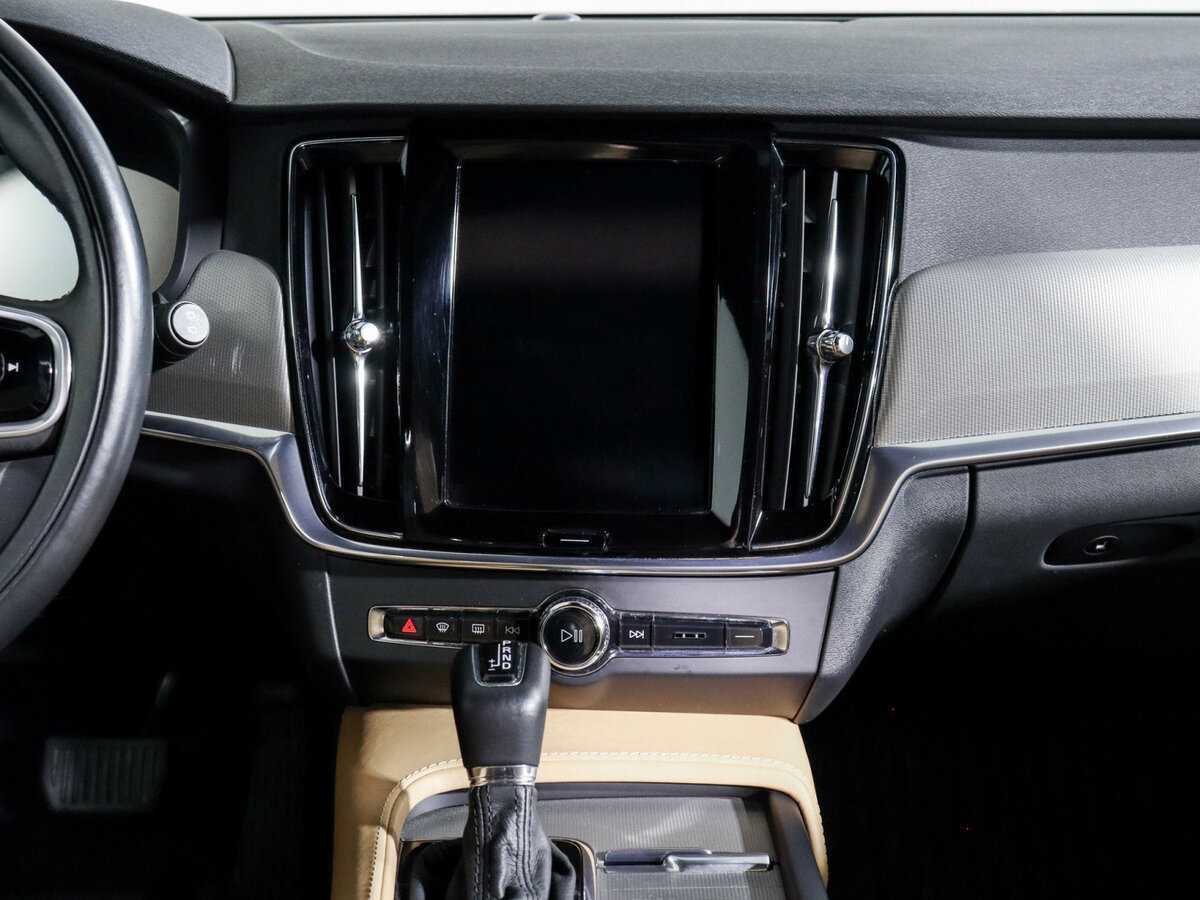 Купить Volvo V90 Cross Country, 2017, 77 182 км, фото №10