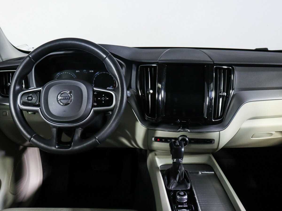 Купить Volvo XC60, 2017, 92 162 км, фото №9
