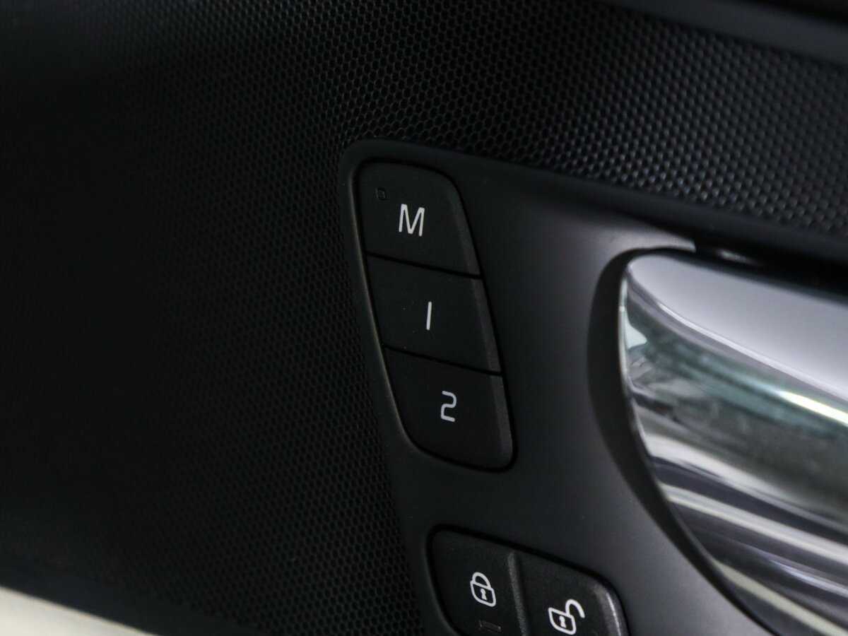 Купить Volvo XC60, 2017, 92 162 км, фото №16