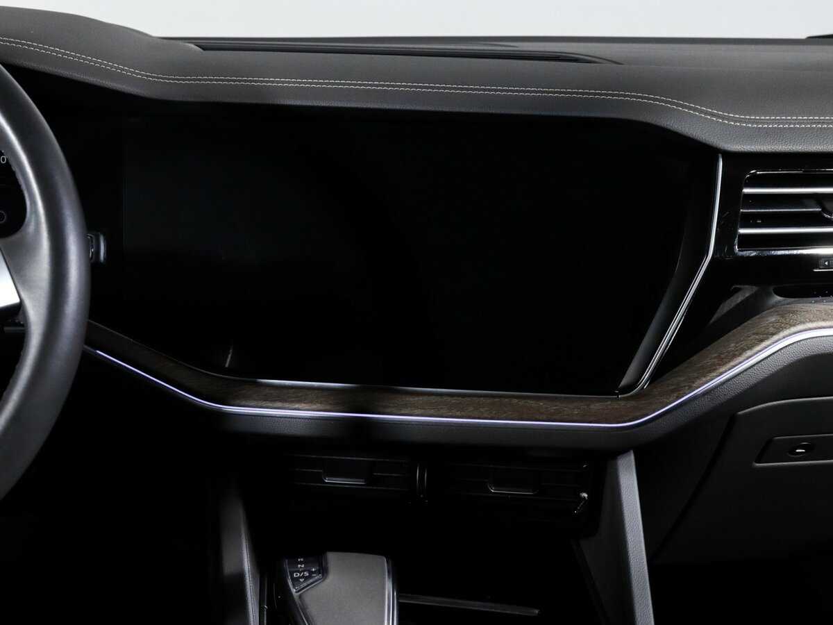Купить Volkswagen Touareg, 2018, 90 730 км, фото №13
