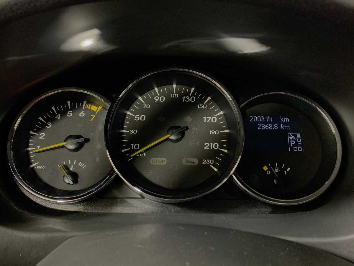 Купить Renault Fluence, 2013, 200 313 км, фото №15