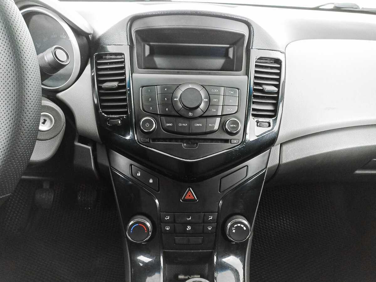 Купить Chevrolet Cruze, 2009, 278 021 км, фото №15