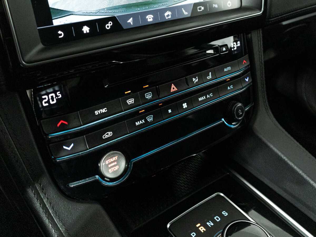Купить Jaguar F-Pace, 2019, 131 200 км, фото №15
