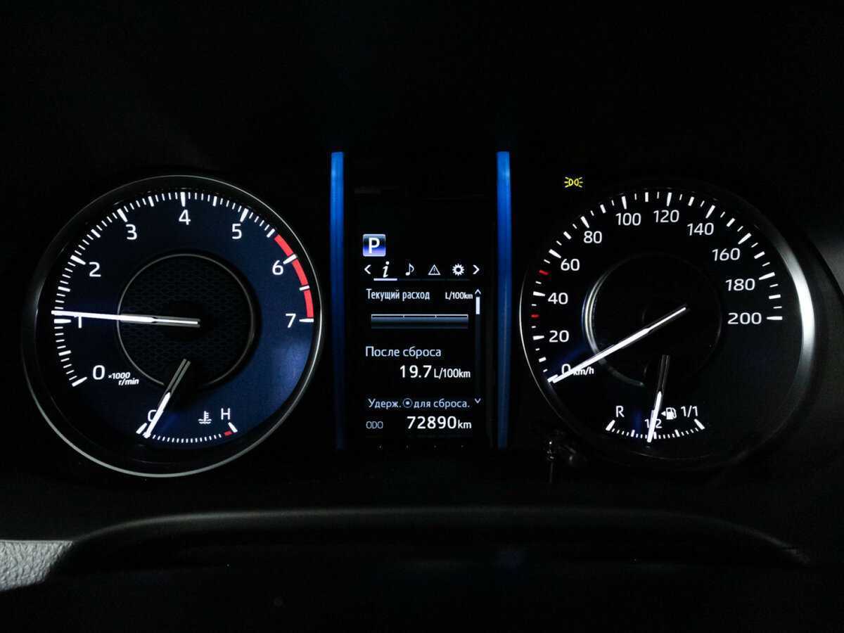 Купить Toyota Fortuner, 2020, 72 000 км, фото №12