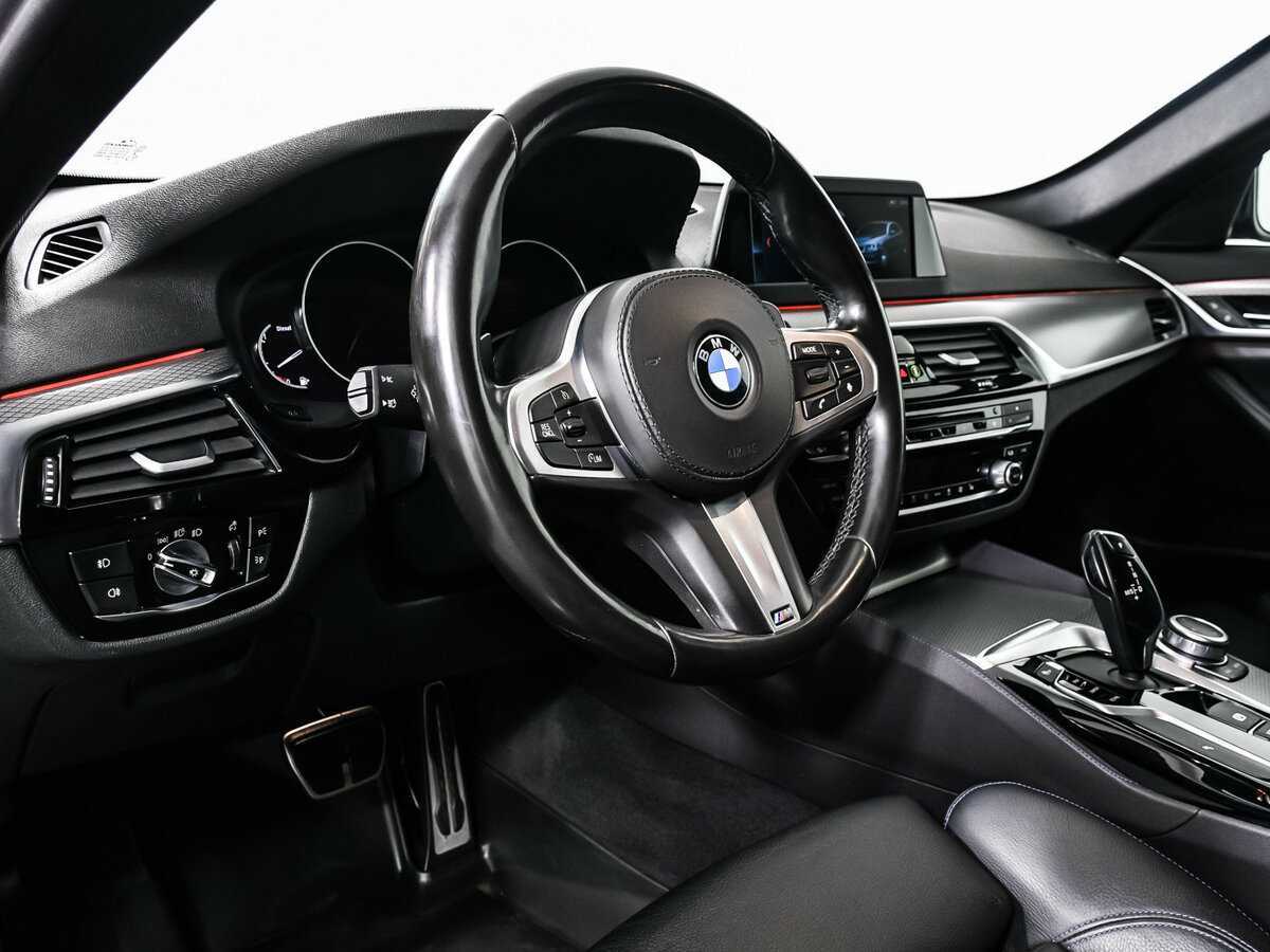 Купить BMW 5 серии 520d xDrive, 2019, 70 690 км, фото №13