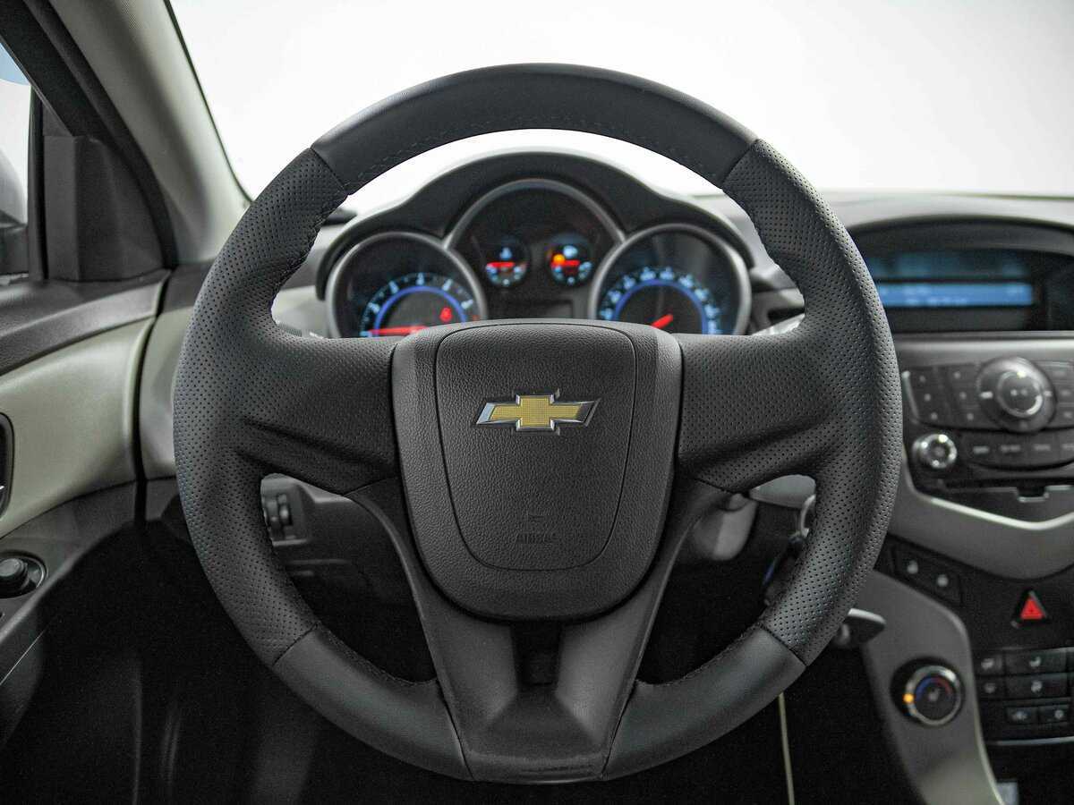 Купить Chevrolet Cruze, 2011, 174 714 км, фото №8