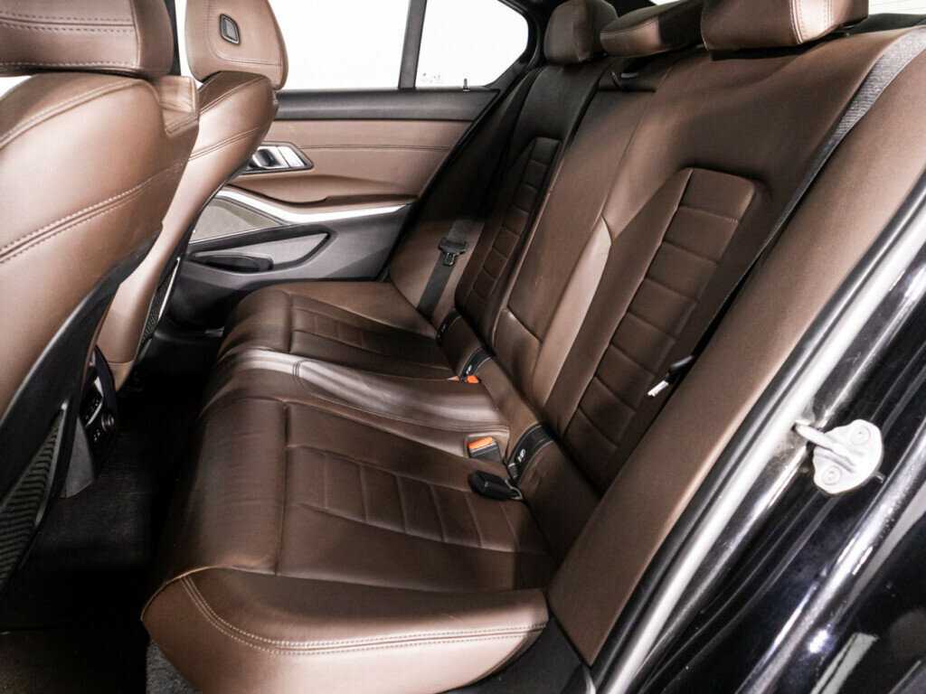 Купить BMW 3 серии 330i, 2019, 93 187 км, фото №10