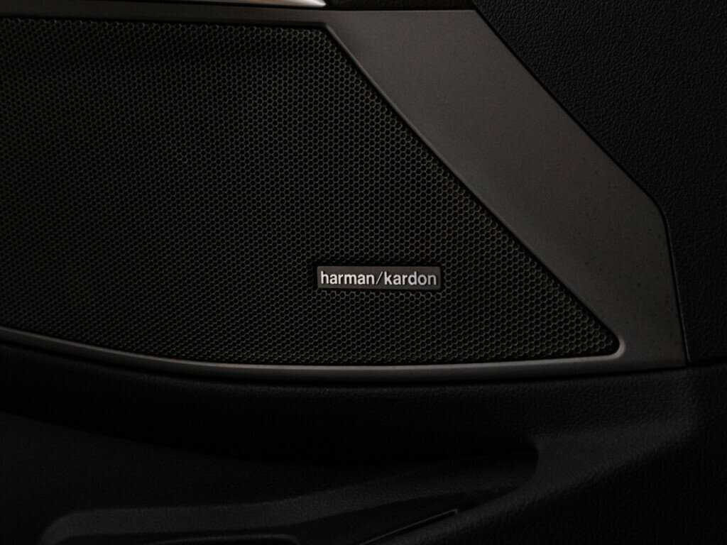 Купить BMW 3 серии 330i, 2019, 93 187 км, фото №21