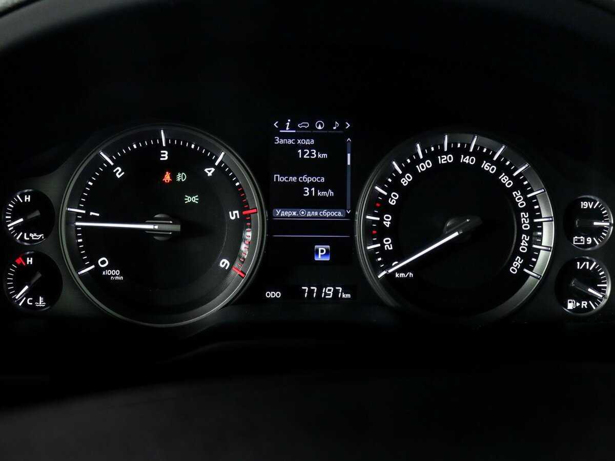 Купить Toyota Land Cruiser, 2016, 77 133 км, фото №11