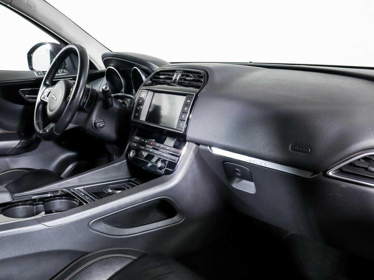 Купить Jaguar F-Pace, 2017, 124 874 км, фото №9