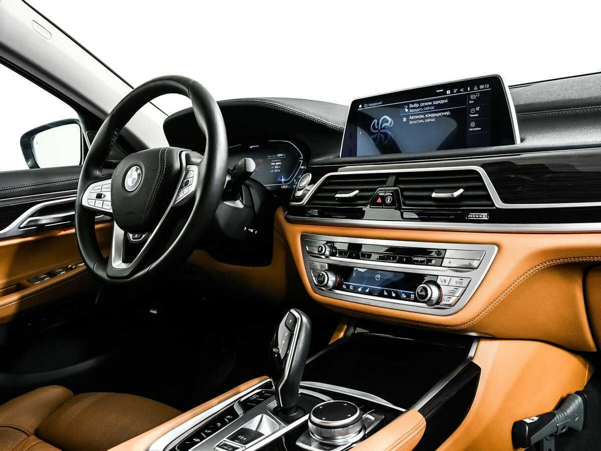 Купить BMW 7 серии 745e, 2019, 50 846 км, фото №9