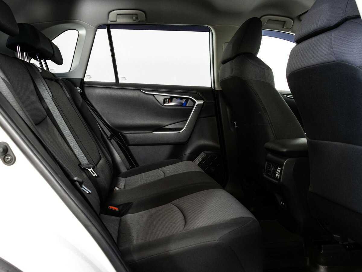 Купить Toyota RAV4, 2020, 60 000 км, фото №15