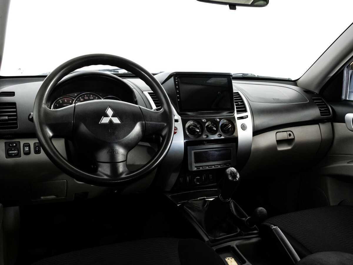 Купить Mitsubishi Pajero Sport, 2011, 126 131 км, фото №9