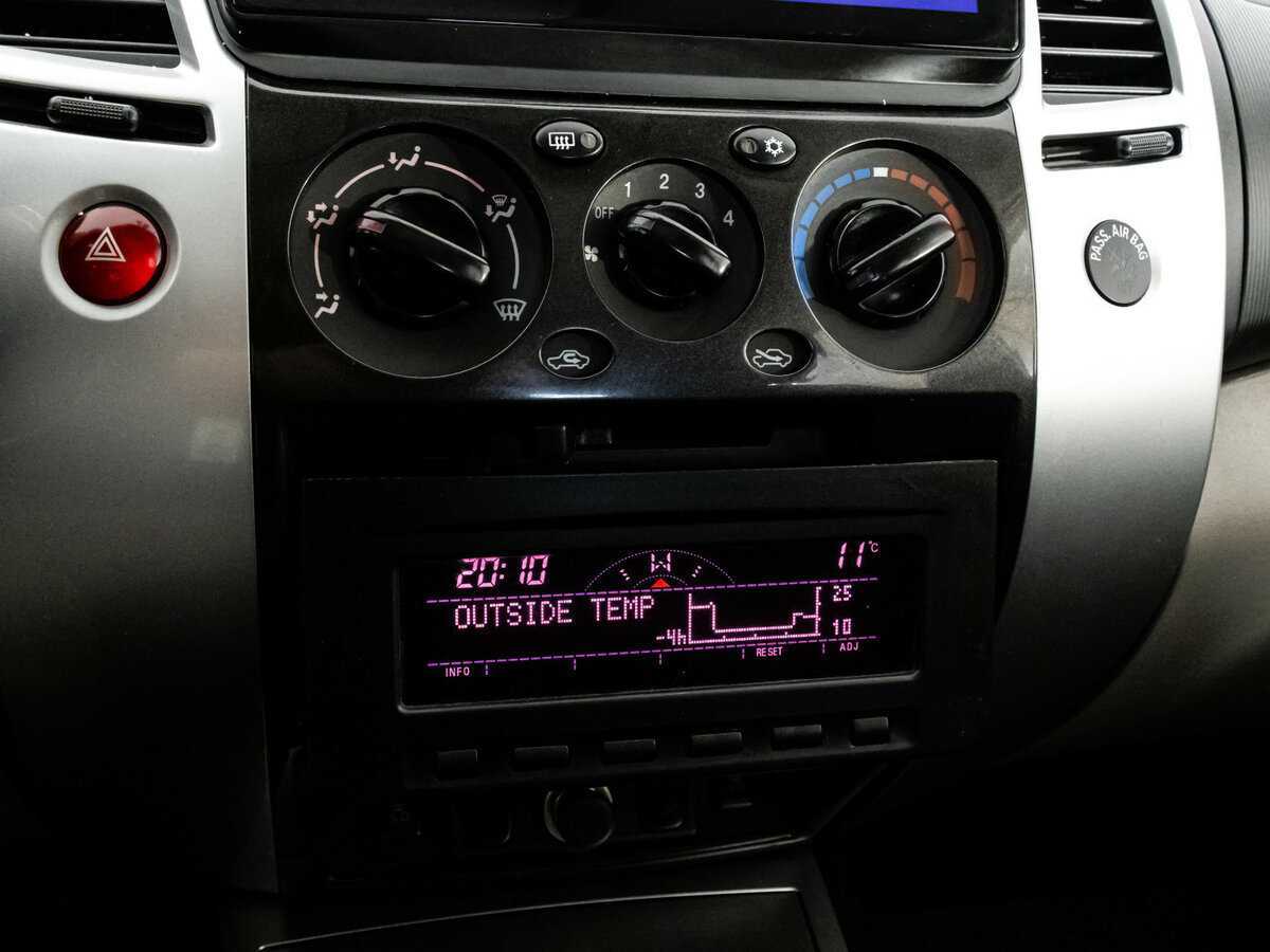 Купить Mitsubishi Pajero Sport, 2011, 126 131 км, фото №11