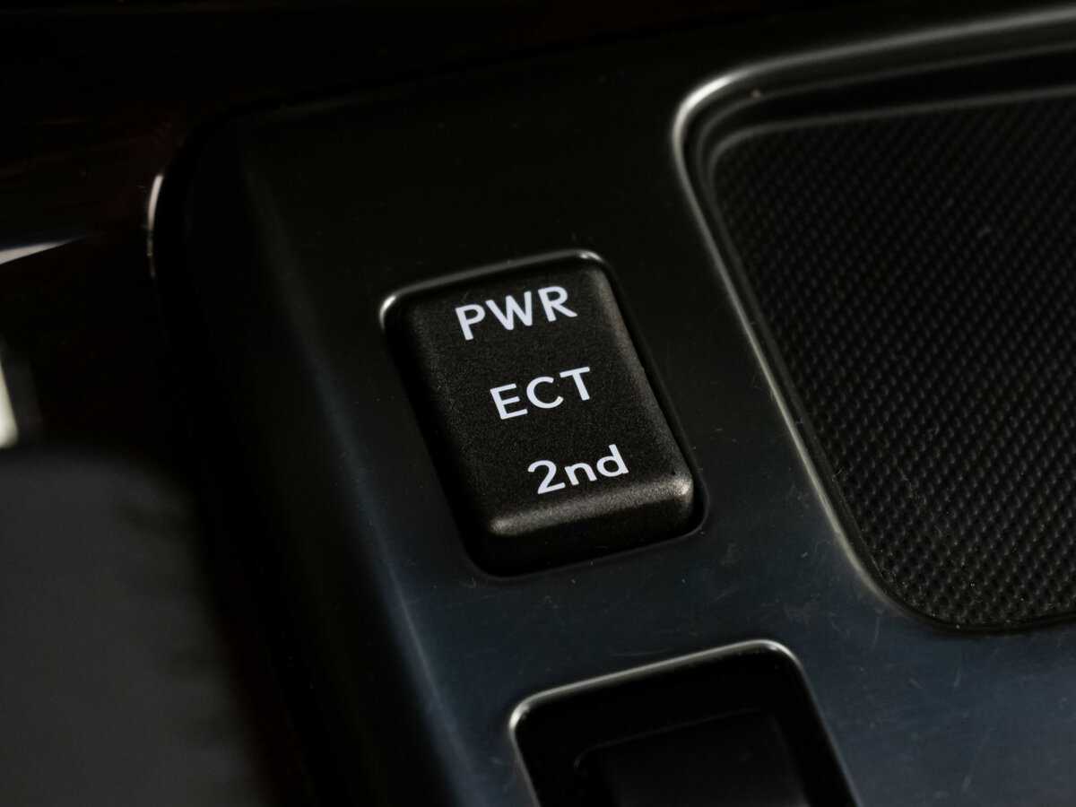 Купить Lexus LX 570, 2008, 165 110 км, фото №21