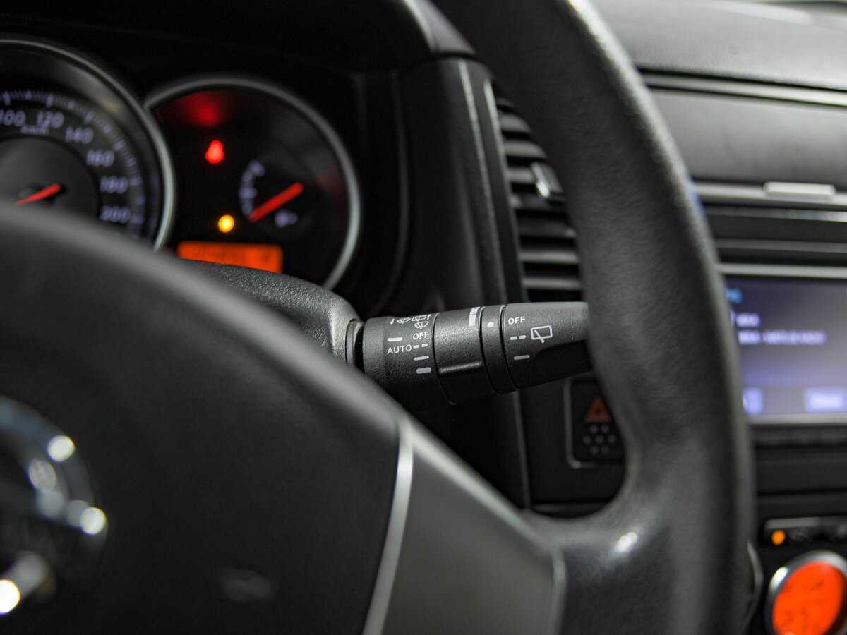 Купить Nissan Tiida, 2010, 104 000 км, фото №10