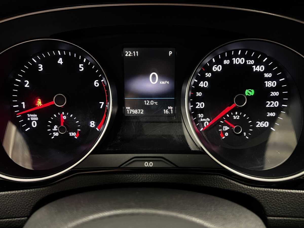 Купить Volkswagen Passat, 2016, 179 872 км, фото №13