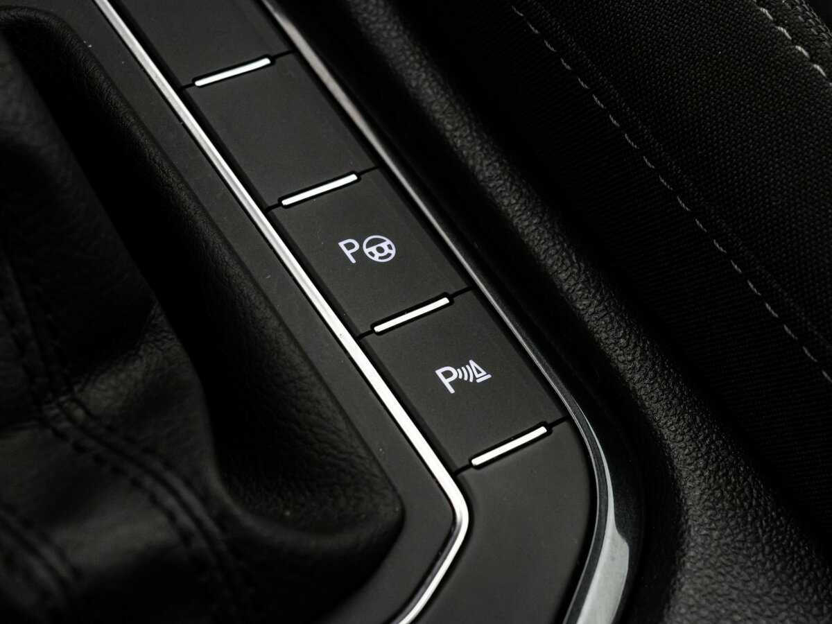 Купить Volkswagen Tiguan, 2019, 65 070 км, фото №14