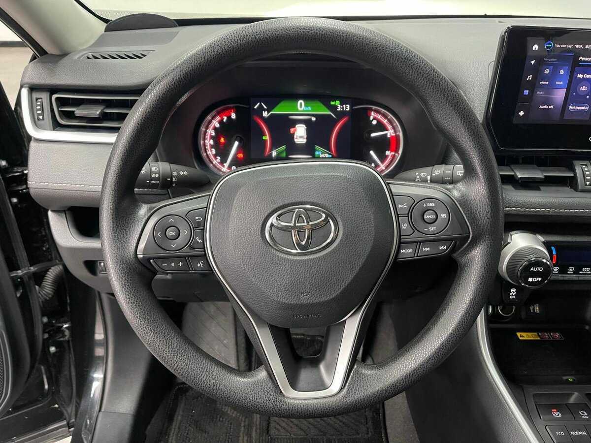 Купить Toyota RAV4, 2023, 5 470 км, фото №9