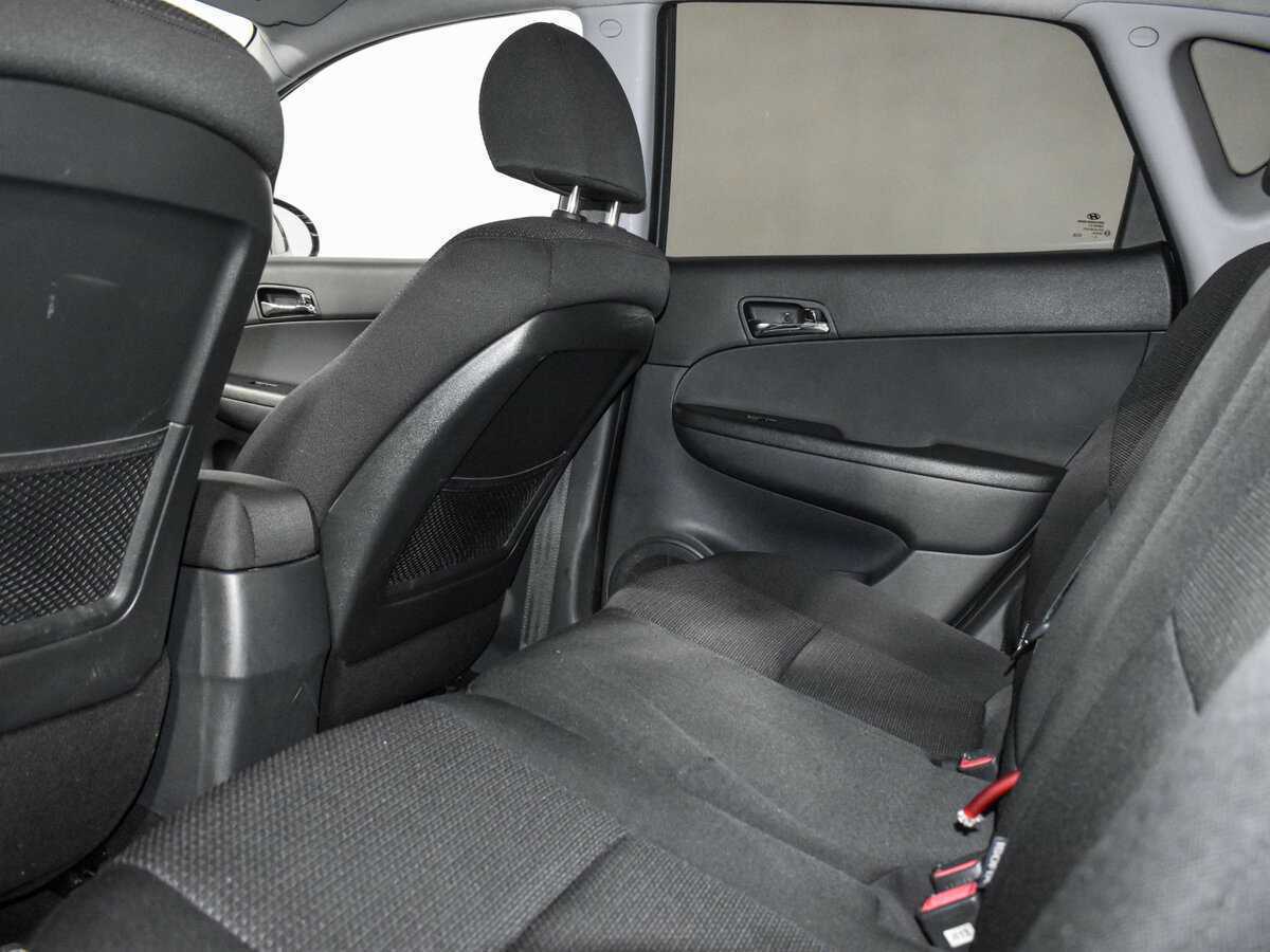 Купить Hyundai i30, 2009, 194 410 км, фото №12