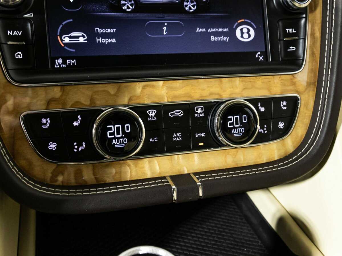 Купить Bentley Bentayga, 2016, 85 114 км, фото №28