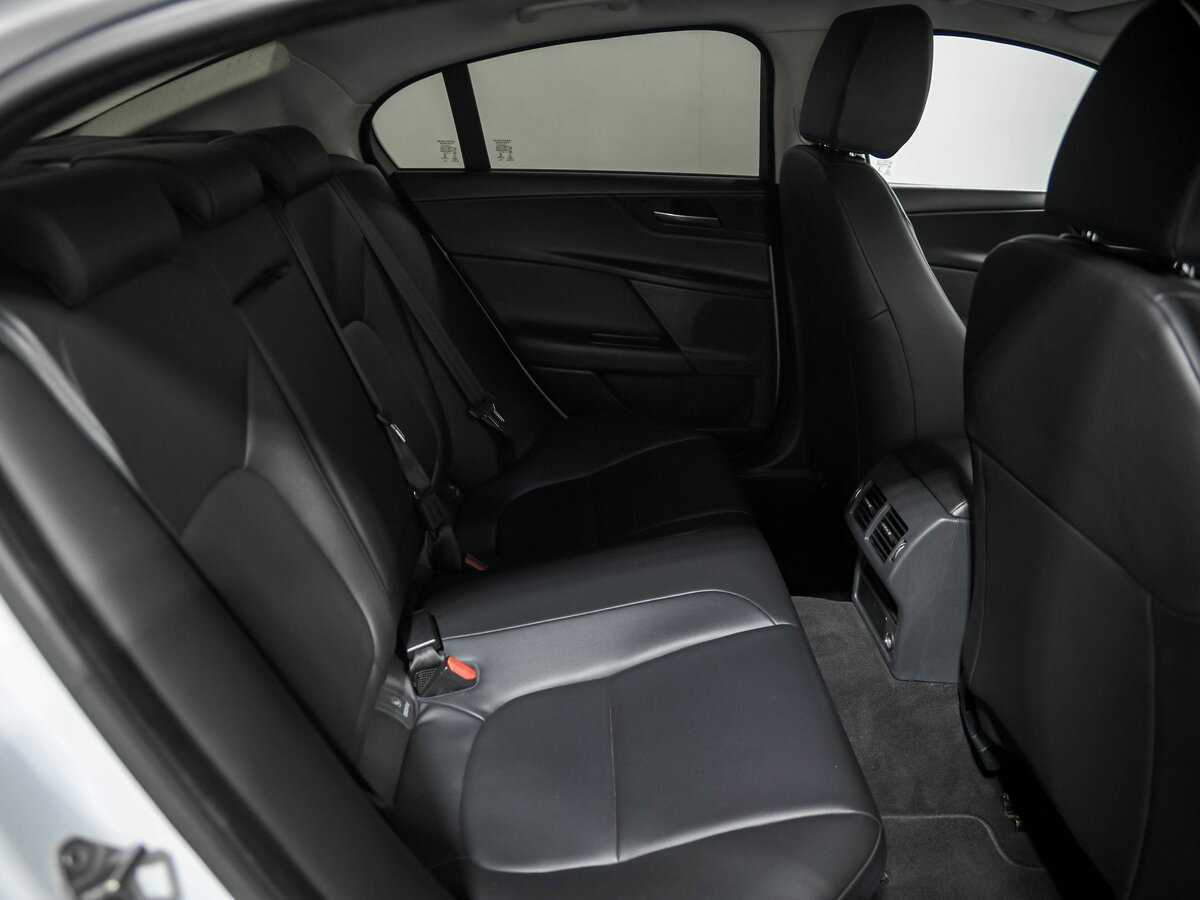 Купить Jaguar XE, 2015, 149 533 км, фото №16