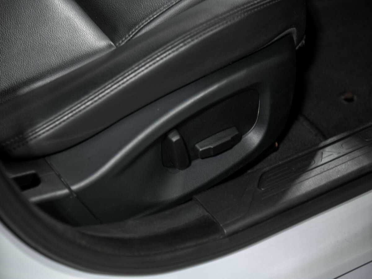 Купить Jaguar XE, 2015, 149 533 км, фото №18