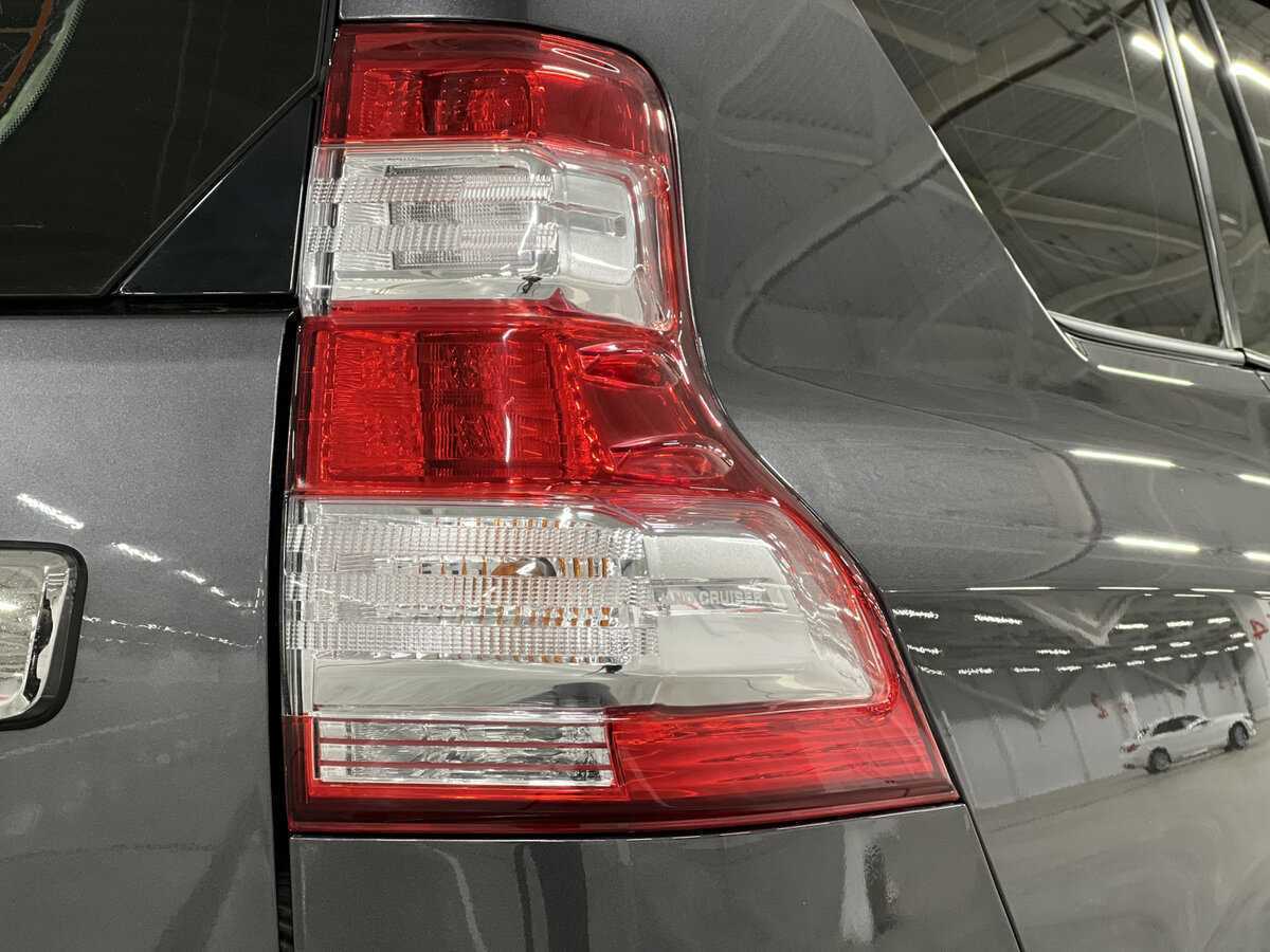 Купить Toyota Land Cruiser Prado, 2014, 154 191 км, фото №9