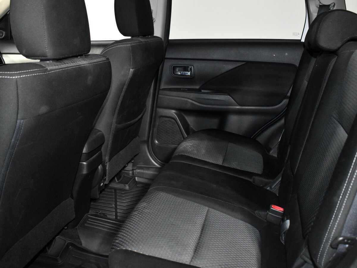 Купить Mitsubishi Outlander, 2018, 141 370 км, фото №11