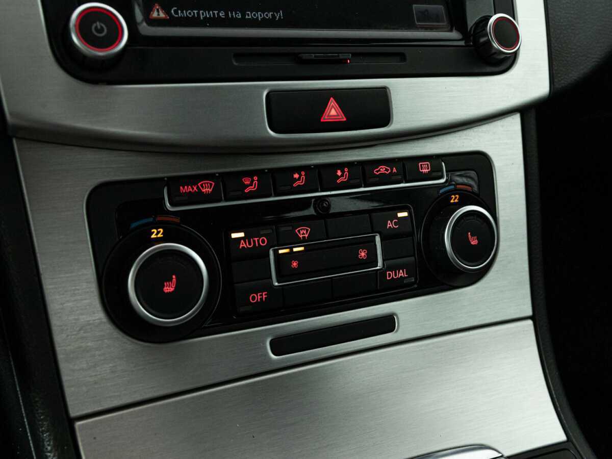 Купить Volkswagen Passat, 2011, 178 634 км, фото №16