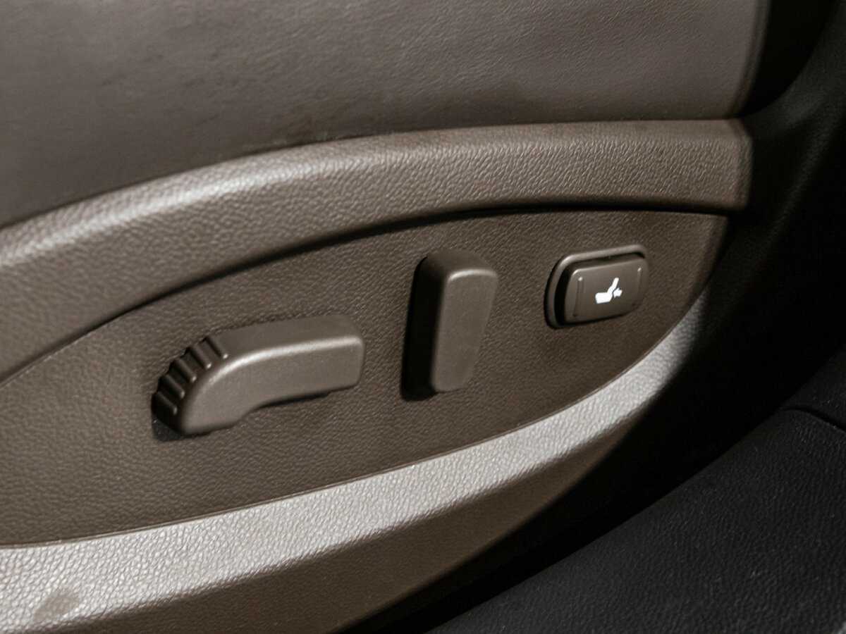 Купить Infiniti QX70, 2016, 105 000 км, фото №17