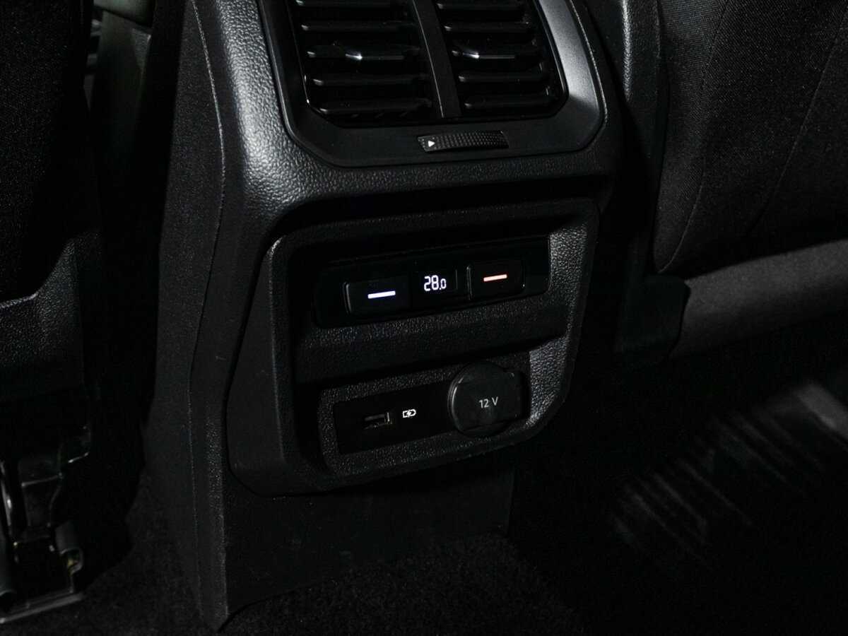 Купить Volkswagen Tiguan, 2020, 114 787 км, фото №20