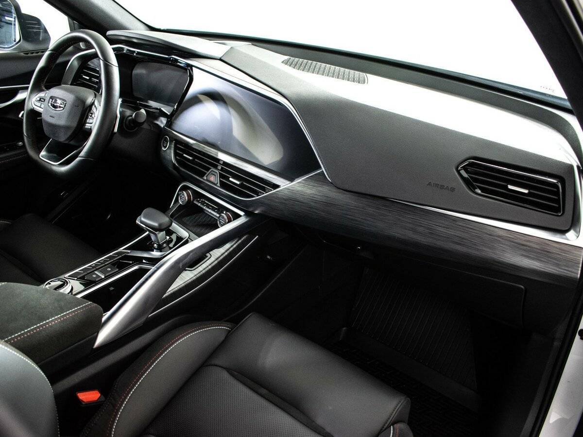 Купить Geely Tugella, 2023, 4 800 км, фото №9