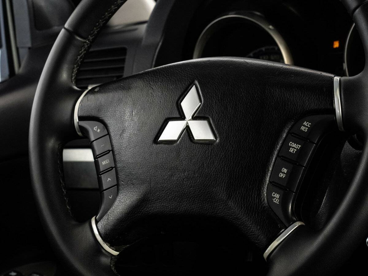 Купить Mitsubishi Pajero, 2011, 192 254 км, фото №9