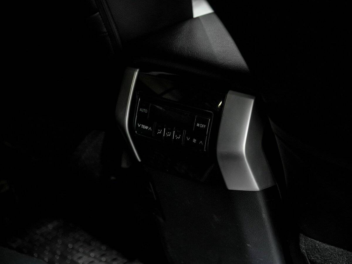 Купить Toyota Land Cruiser Prado, 2017, 296 680 км, фото №23