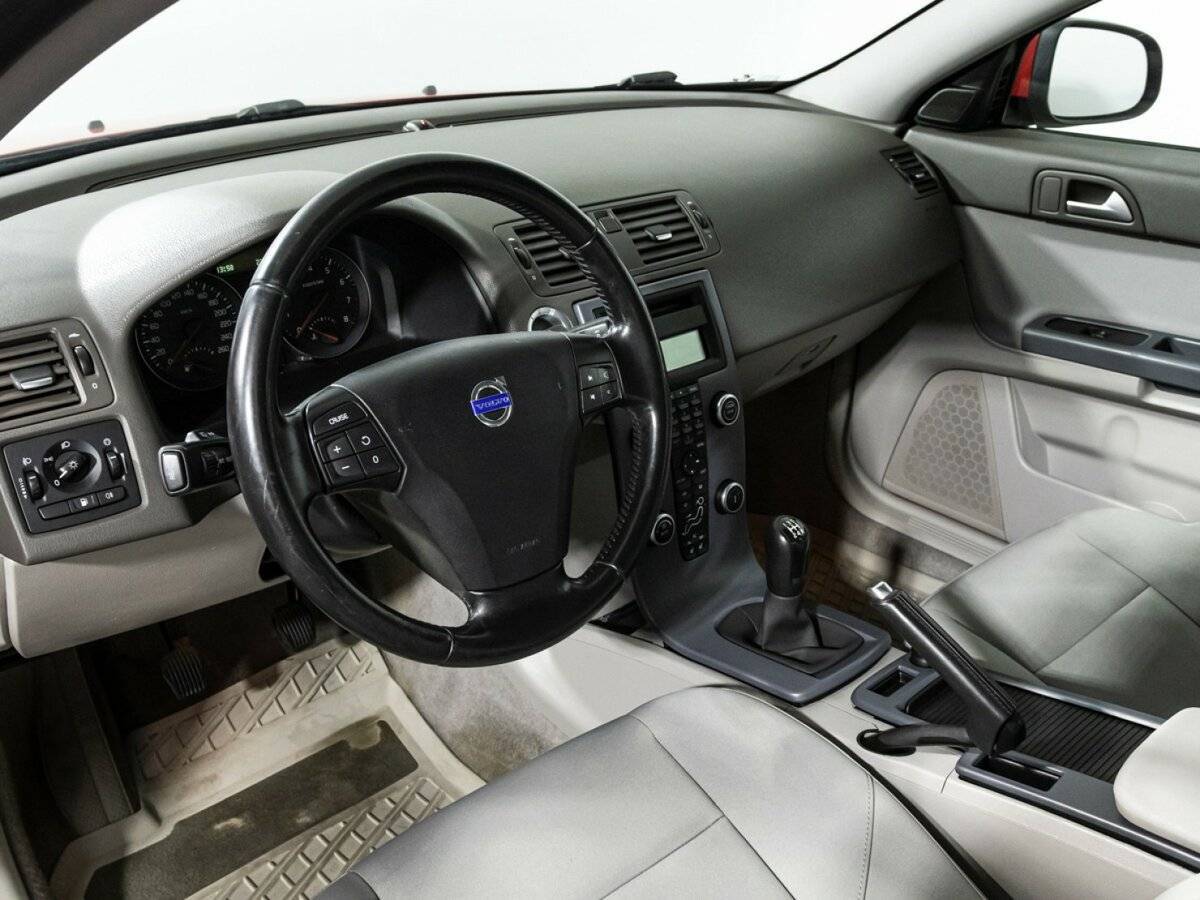 Купить Volvo S40, 2011, 191 100 км, фото №11