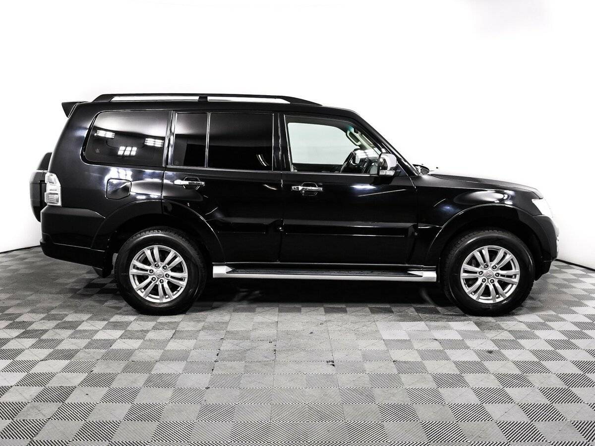 Купить Mitsubishi Pajero, 2017, 70 500 км, фото №4