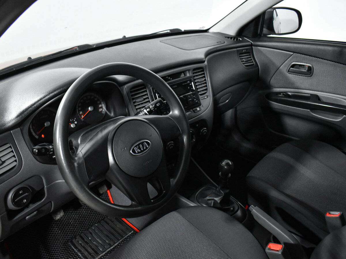 Купить Kia Rio, 2010, 122 251 км, фото №9