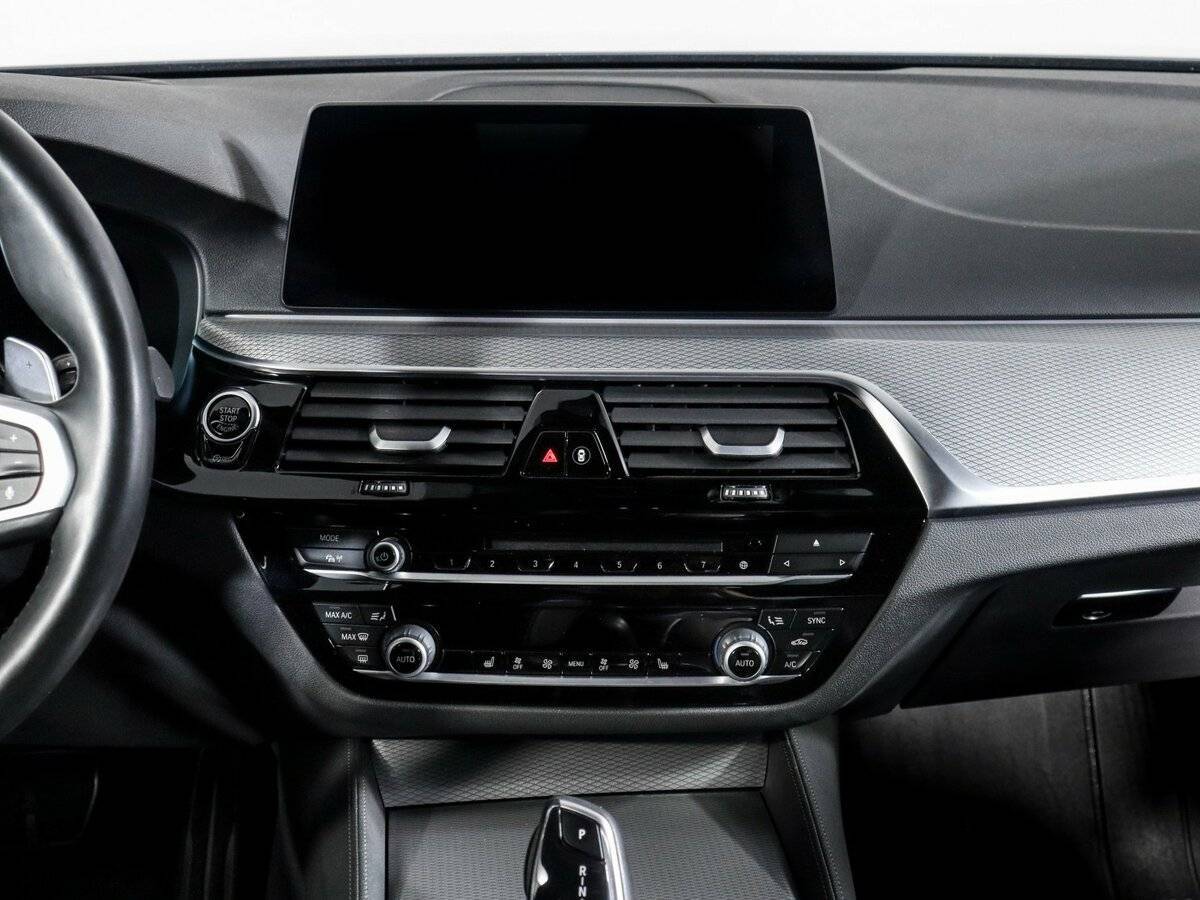 Купить BMW 5 серии 530i xDrive, 2018, 79 964 км, фото №14