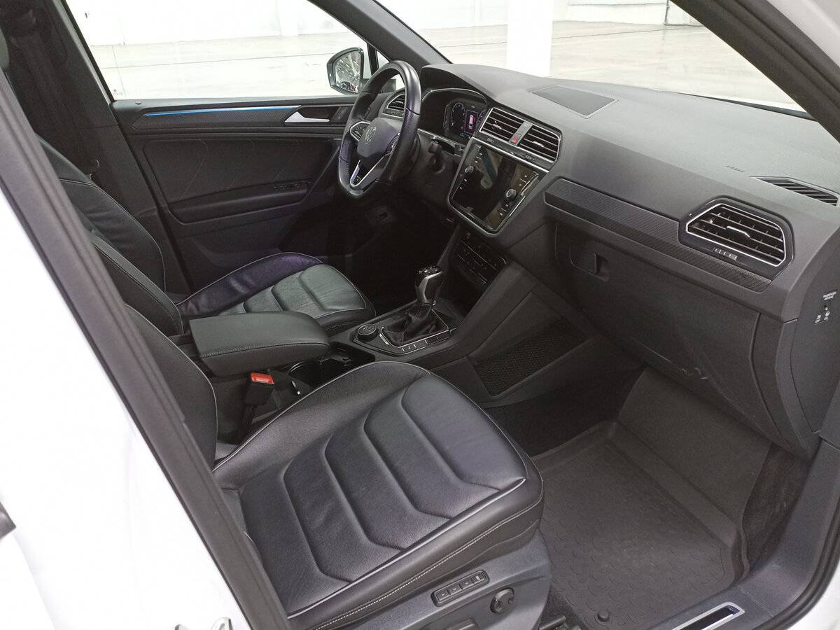 Купить Volkswagen Tiguan, 2021, 65 509 км, фото №11
