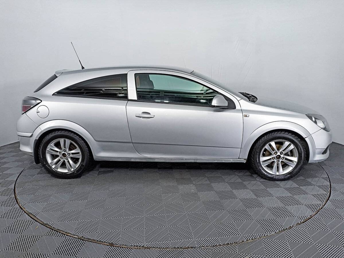 Купить Opel Astra GTC, 2011, 256 267 км, фото №4