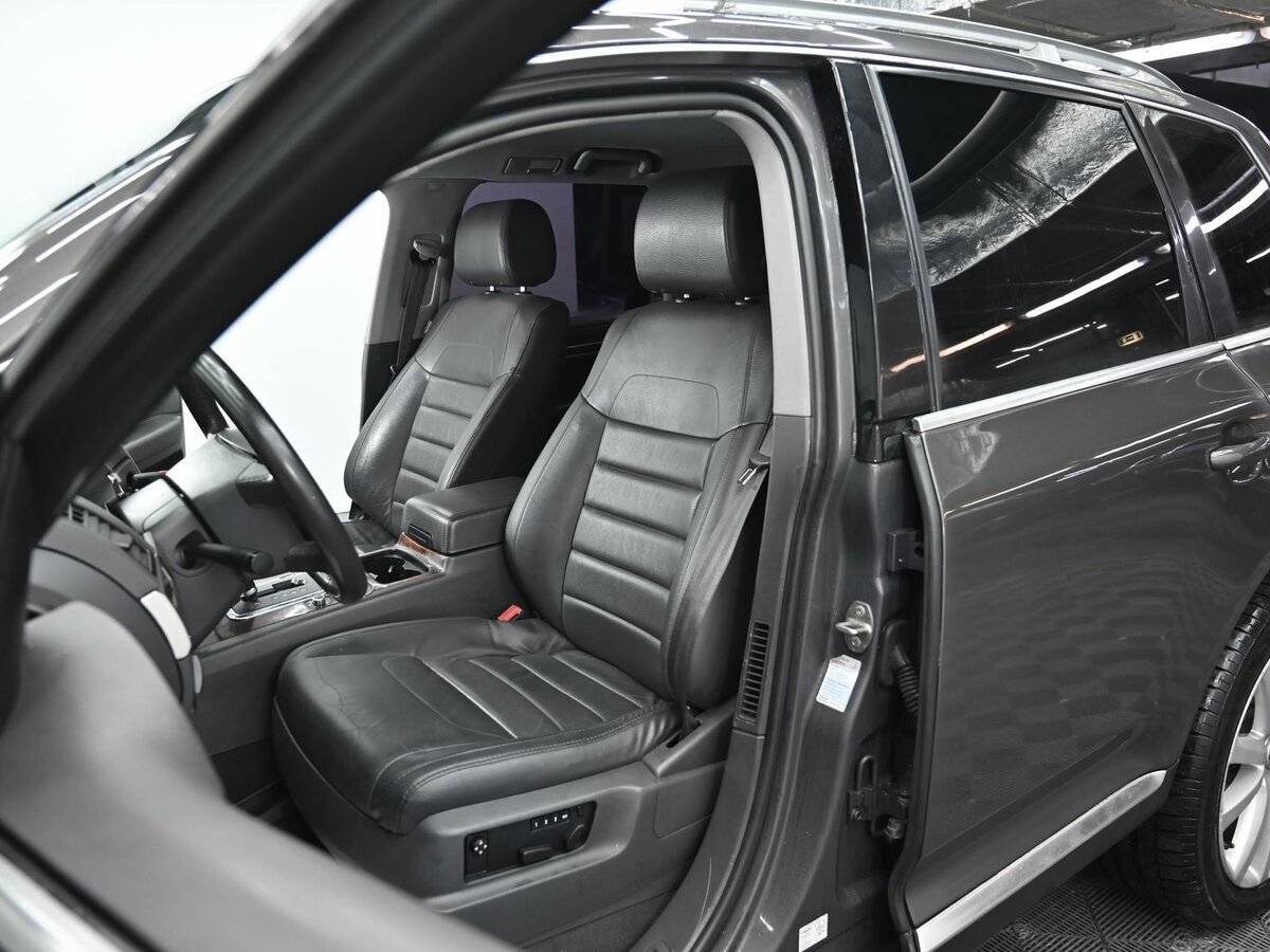 Купить Volkswagen Touareg, 2010, 174 000 км, фото №6