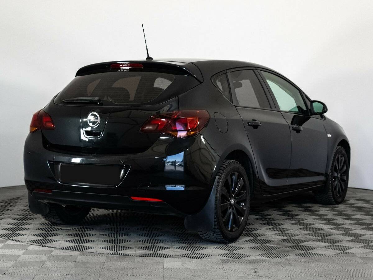 Купить Opel Astra, 2011, 153 174 км, фото №4