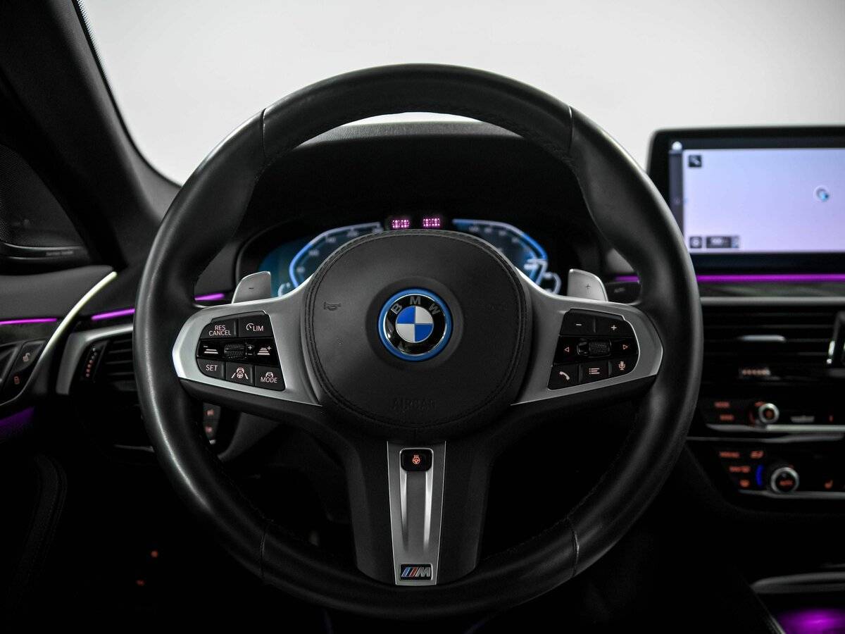 Купить BMW 5 серии 530e xDrive, 2022, 12 751 км, фото №10