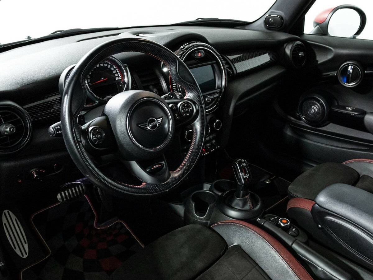 Купить Mini Hatch JCW John Cooper Works, 2018, 96 663 км, фото №11